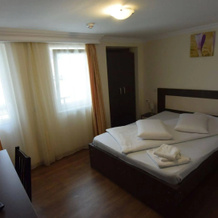 Arizona Hotel Timisoara, 吉罗克 — 照片 4