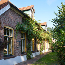 Spacious Holiday Home in Rekken With Hot Tub, 利韦尔德 — 照片 4