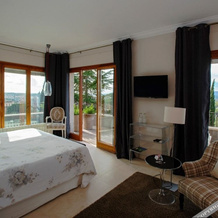 Montjuic Bed & Breakfast, Жирона — фото 2