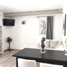 House With 2 Bedrooms in Venasque, With Wonderful Mountain View, Pool, 韦纳斯克 — 照片 2