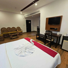 Hotel Nirmallyam Residency, 蒂鲁尔 — 照片 5