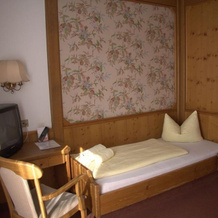 Steig Bruhotel, 林道 — 照片 4