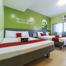 RedDoorz Plus @ Altaroca Antipolo, Antipolo — photo 5