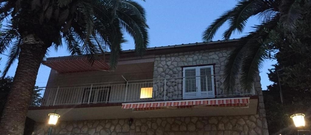 Holiday House Susac, Trpanj — photo 1