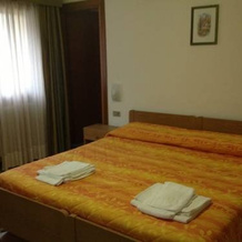 Hotel Renzo, 马尔博尔盖托瓦尔布鲁纳 — 照片 3