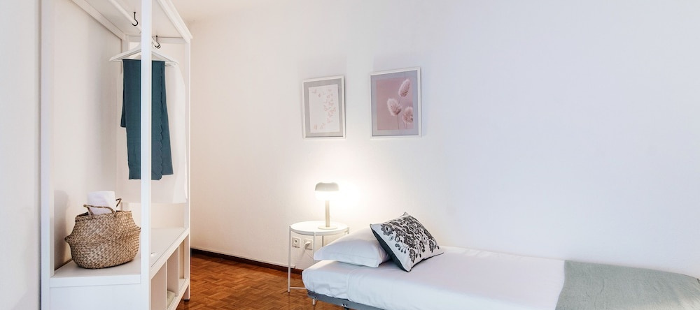 Pink Flat, Chiasso — photo 1