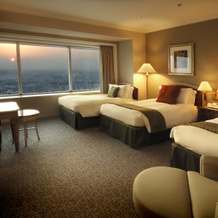 Yokohama Royal Park Hotel, 横滨 — 照片 3