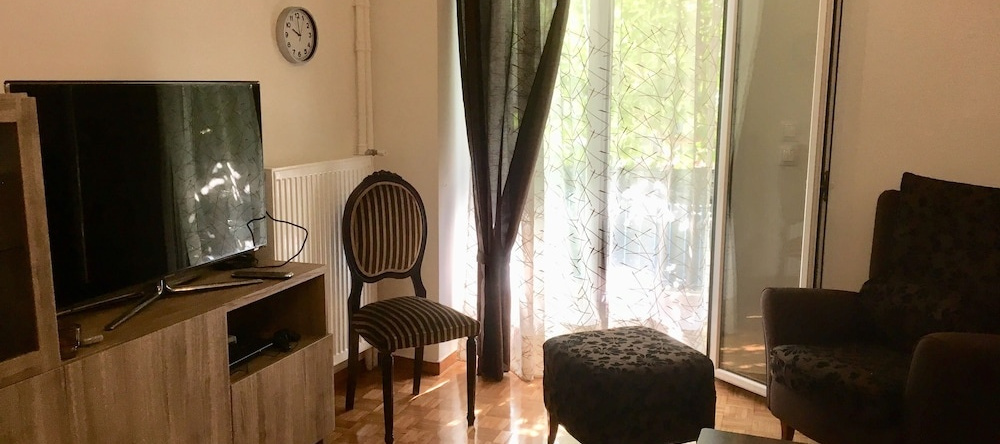 Panormou Central Apartment, Афины — фото 1