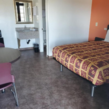High Desert Inn, Hesperia — photo 3