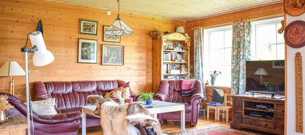 Awesome Home in Lonevåg With 4 Bedrooms and Wifi, 乌斯特岛 — 照片 1