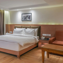 Ramada by Wyndham Mussoorie Mall Road, Mussoorie — photo 3
