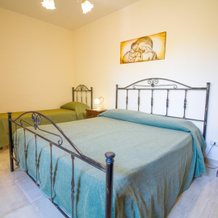 Etna-Royal-View-Appartamento-Bilocale-Vista-Giardino, 特雷卡斯塔尼 — 照片 4