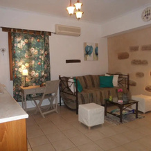 Venetis Luxury Apartments, Karfas — photo 2