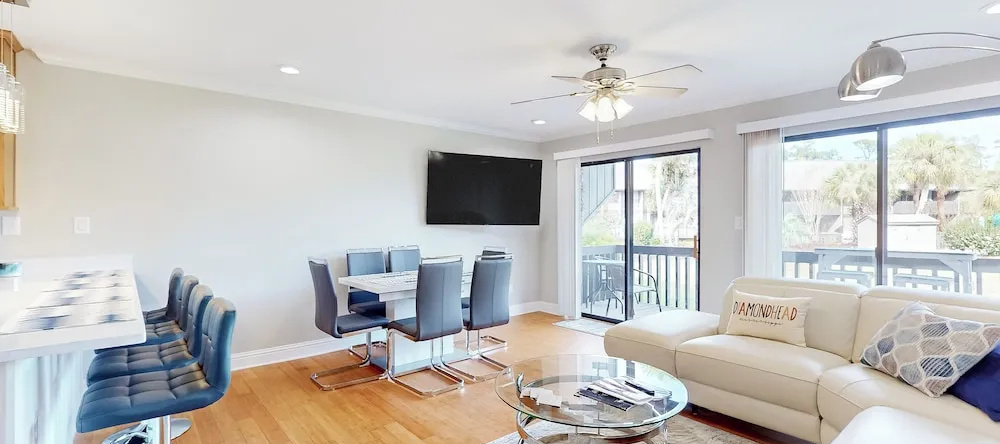 2BR Updated Dog-friendly Condo w/ Pool & Tennis, 戴蒙德黑德 — 照片 1