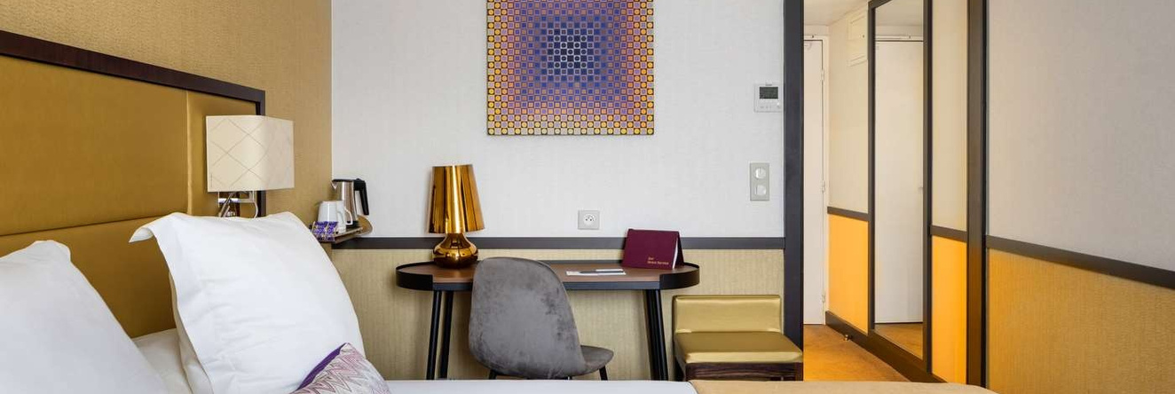 Hotel Paris Neuilly, Нёйи-сюр-Сен — фото 1