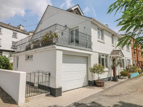 1 River Cottage, Calstock, Calstock — photo 1