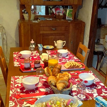 Les 3 roses, Villeneuve-sur-Yonne — photo 3