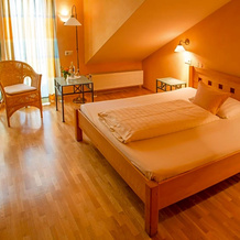 Landhotel Espenhof, Флонхайм — фото 2