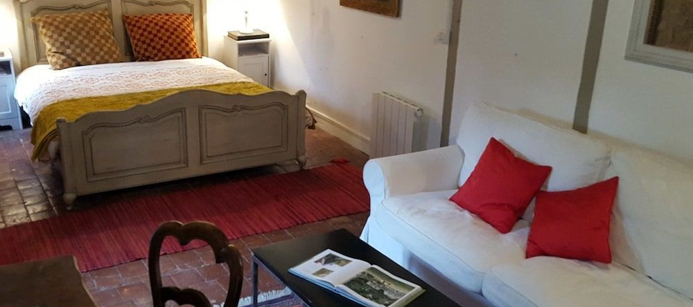 Cosy Castle in Onlay with Swimming Pool, Onlay — photo 1