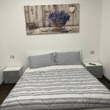 Maura's b&b, 加拉拉泰 — 照片 2