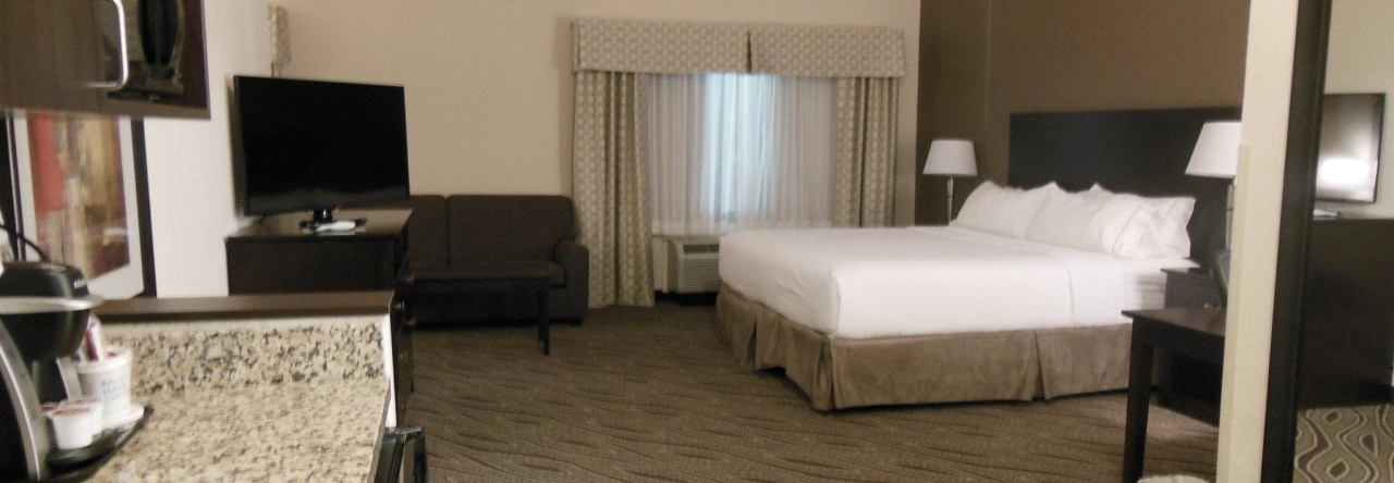 Holiday Inn Express And Suites Washington Meadow L, Медоулендс — фото 1