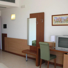 Hermes Hotel, 波利科罗 — 照片 4
