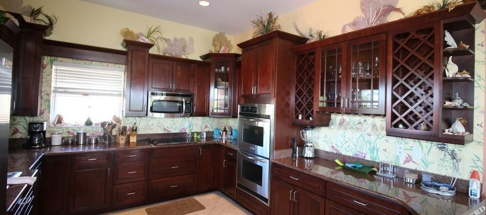 Sea Grape Villa, West End — photo 1