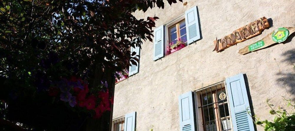 Gîte d'Etape Auberge de l'Ardoisière, 若西耶 — 照片 1