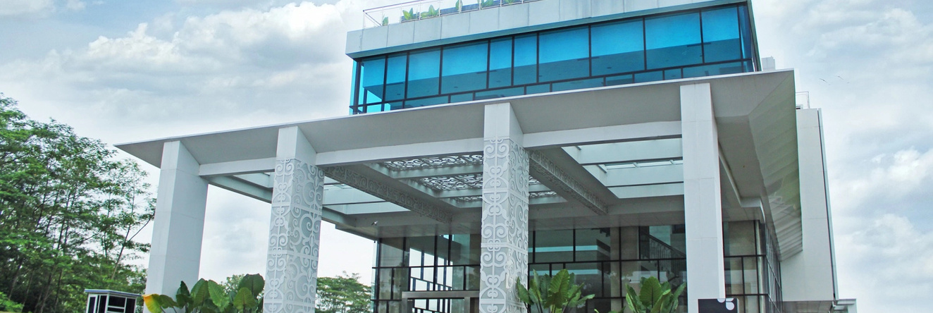 Braling Grand Hotel Purbalingga, Azana Hotels Collection, 普尔巴灵加 — 照片 1