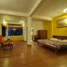 V Resorts Ramgarh Cottage, 奈尼塔尔 — 照片 4