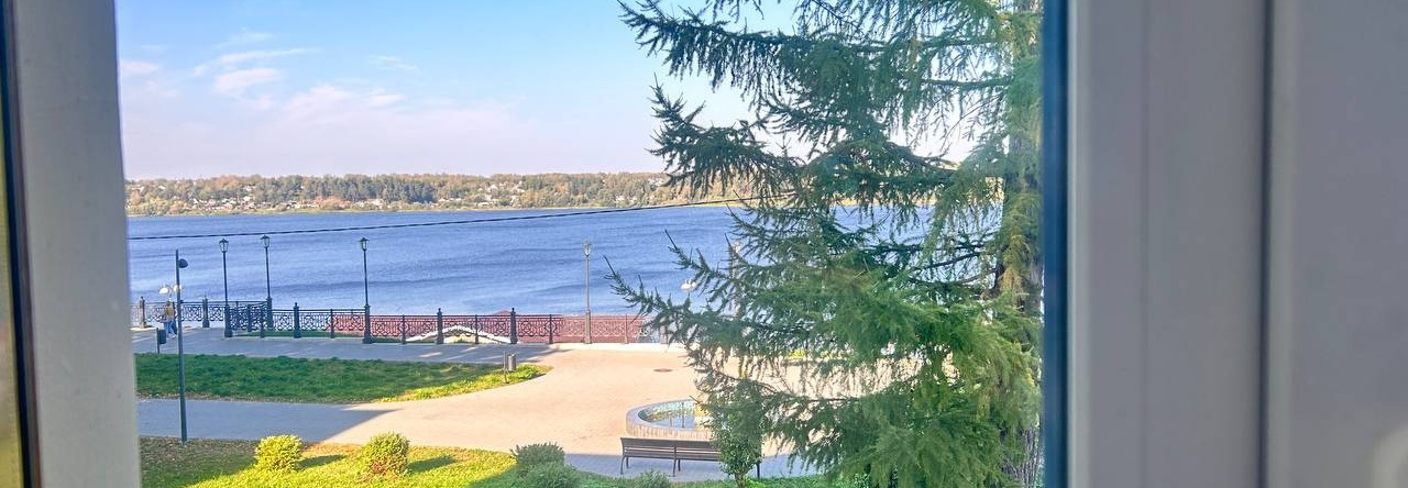 Квартира Двухкомнатная В Центре На Набережной, Кинешма — фото 1