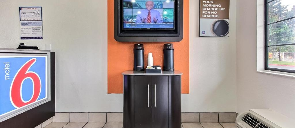 Motel 6 Salinas, CA - North Monterey Area, Salinas — photo 1