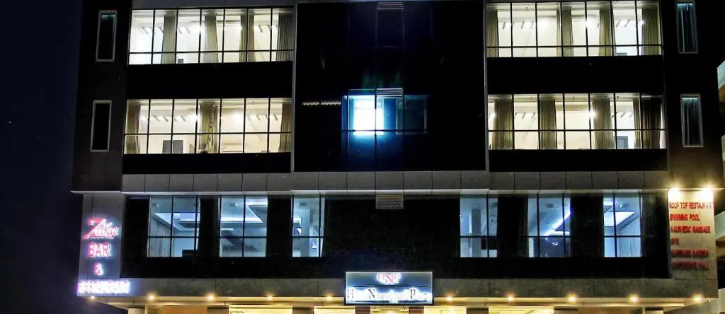 Hotel Nawalgarh Plaza, Навалгарх — фото 1