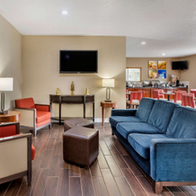 Comfort Inn Muscatine near Hwy 61, Muscatine — photo 2