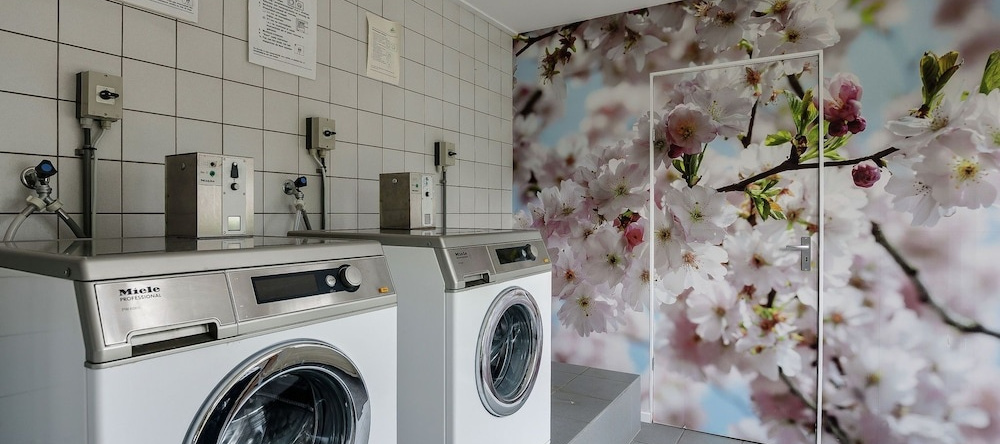 Cozy Bungalow in Harderwijk With a Shared Pool, 哈尔德韦克 — 照片 1