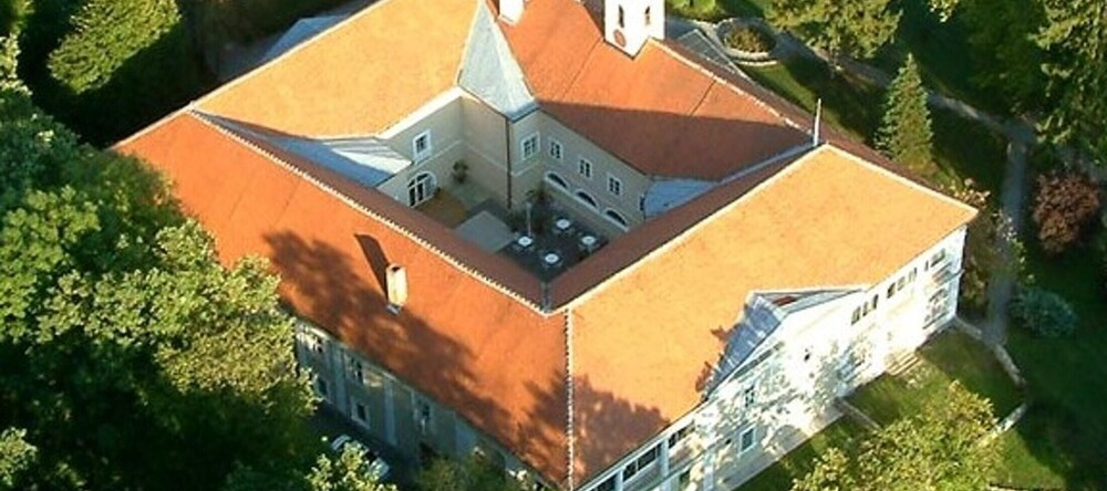 House With one Bedroom in Valentinovo, With Enclosed Garden and Wifi -, 皮拉 — 照片 1
