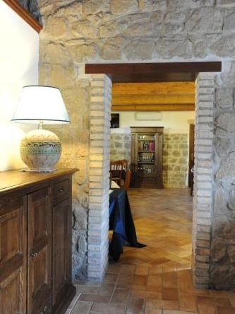 Grotta Biscia, 真扎诺-迪罗马 — 照片 1