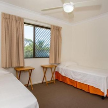 Spacious Unit overlooking Moreton Bay - Boyd St, Woorim, Woorim — photo 2