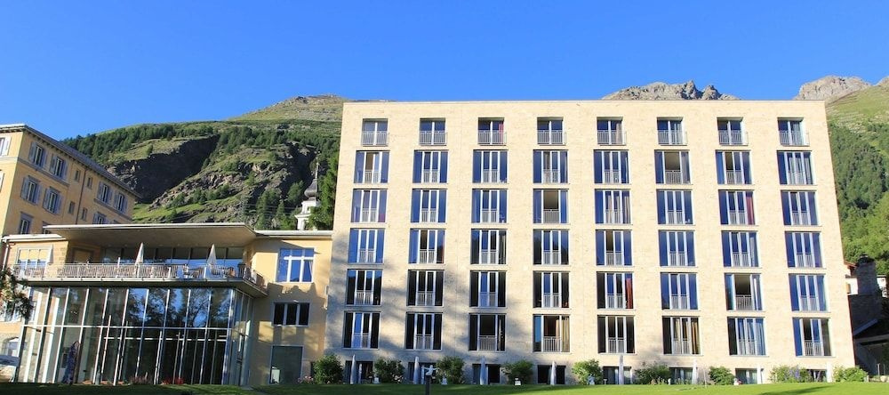Hotel S, Pontresina — photo 1