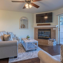 Afternoon Delight 2 Bedroom Condo by Redawning, Forsyth — photo 2