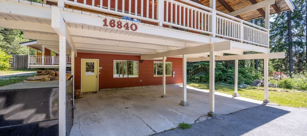 Maple Leaf Lodge 3 Bedroom Home By Nw Comfy Cabins By Redawning, Телма — фото 1