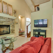 Half-mi to Big Boulder Lake: Townhome w/ Deck!, 莱克哈莫尼 — 照片 3