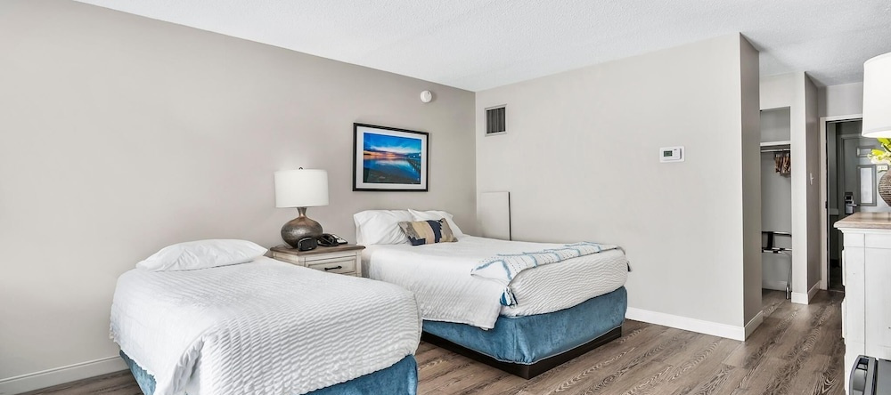 First Floor Family Deluxe Suite, 红角 — 照片 1