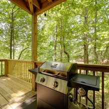 Private Hot Tub, Yard: Pet-friendly Whittier Cabin, Whittier — photo 5