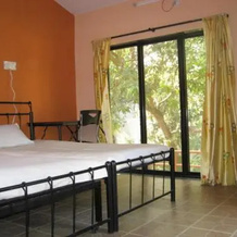 Arte Cottage at Kihim Beach, Alibaug, 基姆 — 照片 2