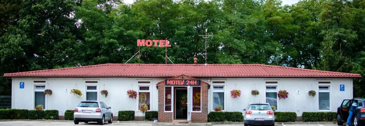 Motel w Łące, 博莱斯瓦维茨 — 照片 1