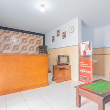 RedDoorz Syariah @ Tambak Mekar Street Subang, 瓦纳亚斯 — 照片 4