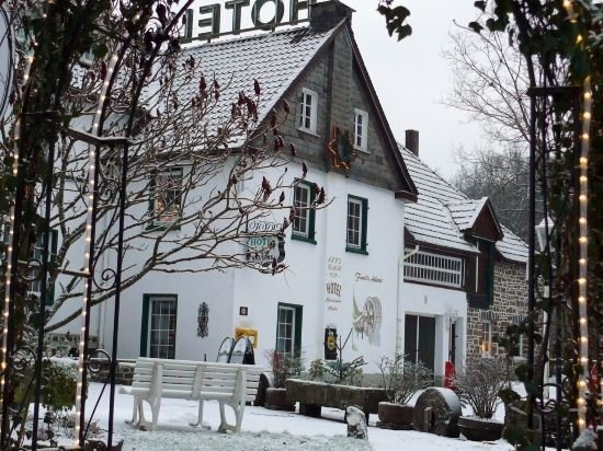 Landhotel Herscheider Mühle, Хершайд — фото 1