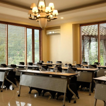 The Grand Hill Bistro Cafe & Resort Hotel, 西扎鲁阿 — 照片 4