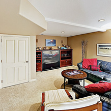 Stunning Coastal Getaway W/ Firepit, Walk To Beach 3 Bedroom Home, Oceanside — photo 3